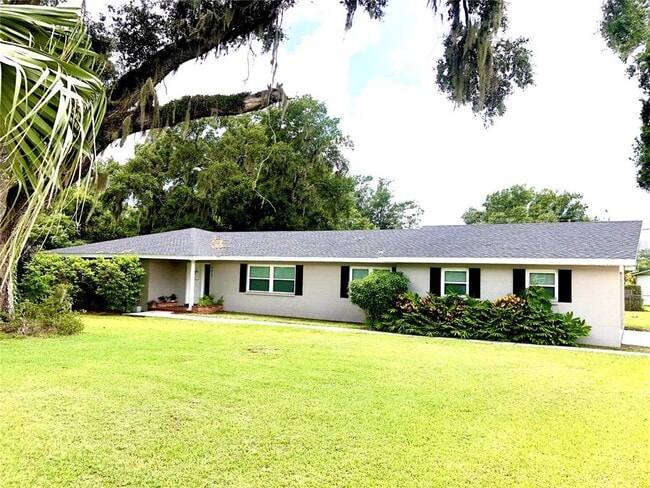 5815 Old Scott Lake Rd