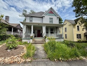 918 Gratz St, Unit 1 in Knoxville, TN - Building Photo - Building Photo
