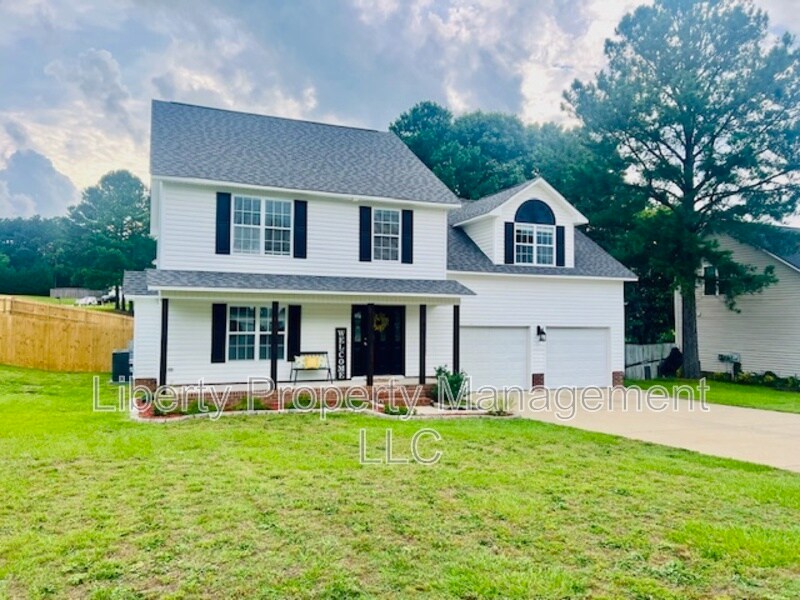 391 Crystal Spring Dr in Sanford, NC - Building Photo