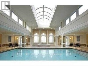 25 Greenview Ave in Toronto, ON - Building Photo - Building Photo