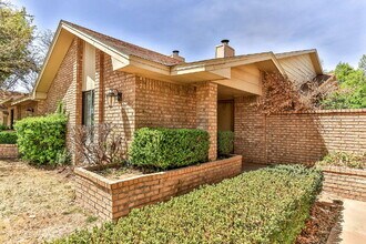 6802 Frankford Ave in Lubbock, TX - Building Photo - Building Photo
