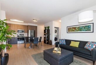 777 Hamilton Ave in Menlo Park, CA - Building Photo - Building Photo