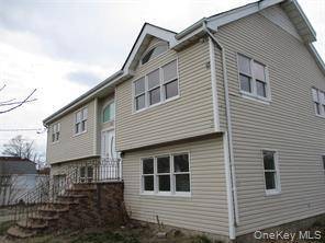 94 Roger Ave in Inwood, NY - Building Photo - Building Photo