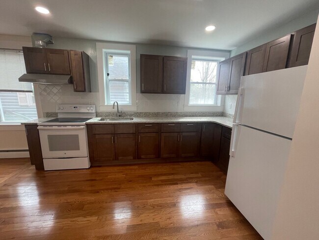 263 Second St-Unit -1 Front in Pittsfield, MA - Building Photo - Building Photo