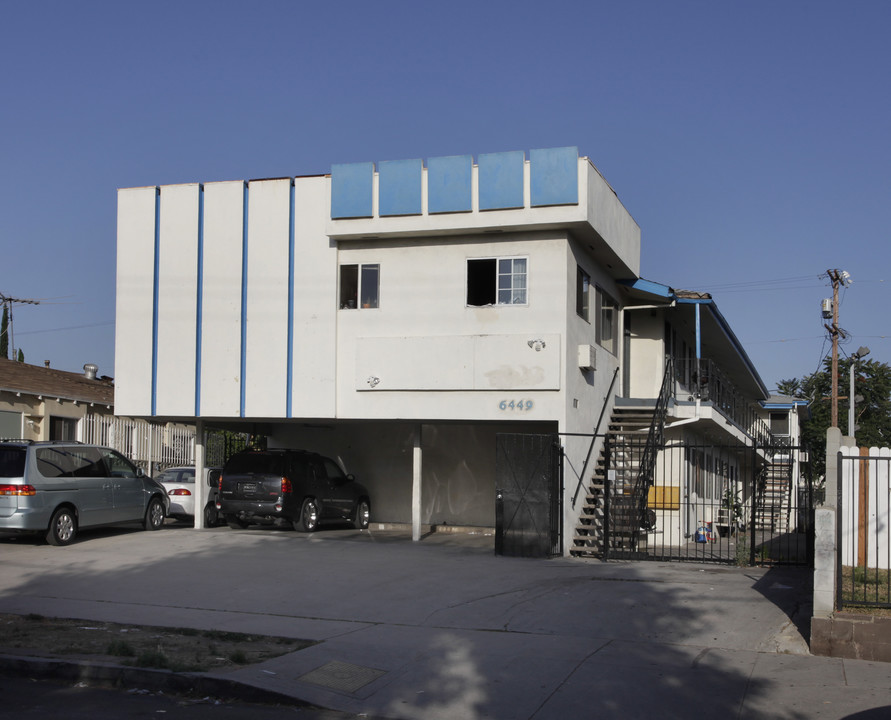 6449 Troost Ave in North Hollywood, CA - Building Photo