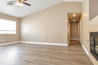 3830 Canary Creek Ave in North Las Vegas, NV - Building Photo - Building Photo