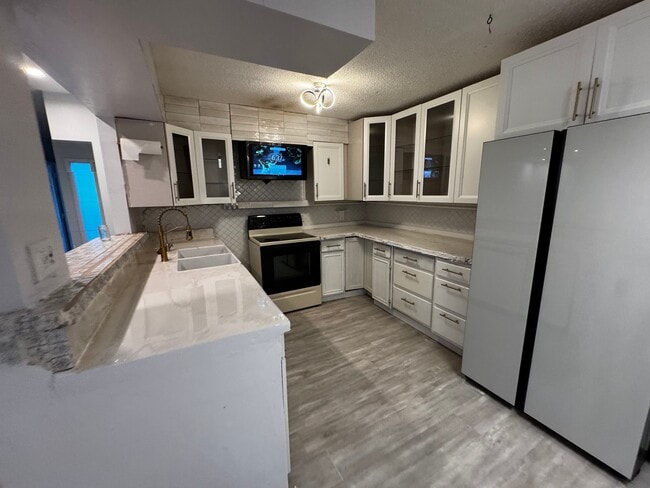 property at 272 Cambria Ct