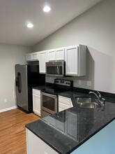 10770 N Park Ave in Carmel, IN - Building Photo - Building Photo