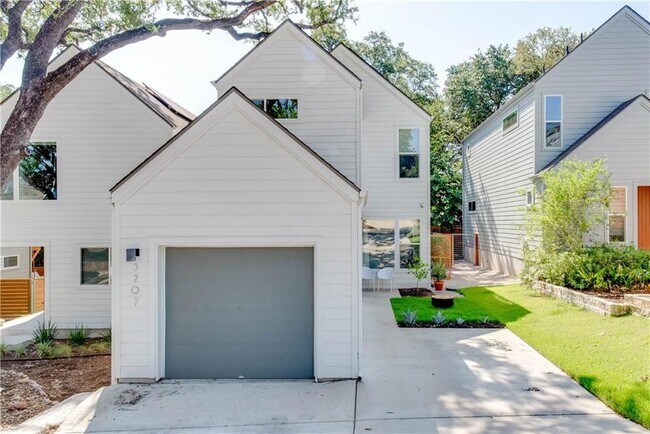 3207 Aldwyche Dr