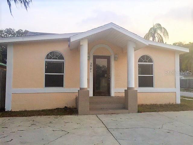3901 18th Ave S in St. Petersburg, FL - Building Photo