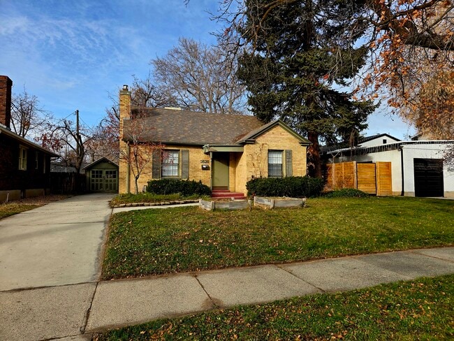 property at 2528 Beverly St E