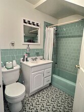 25 Garrison Rd in Brookline, MA - Building Photo - Building Photo