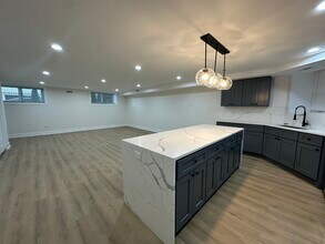 4338 N Clarendon Ave in Chicago, IL - Building Photo - Building Photo