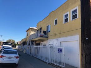 St Charles/ Vineyard Apartments in Los Angeles, CA - Building Photo - Other