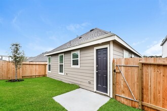 2852 Briggs Dr in Conroe, TX - Building Photo - Building Photo