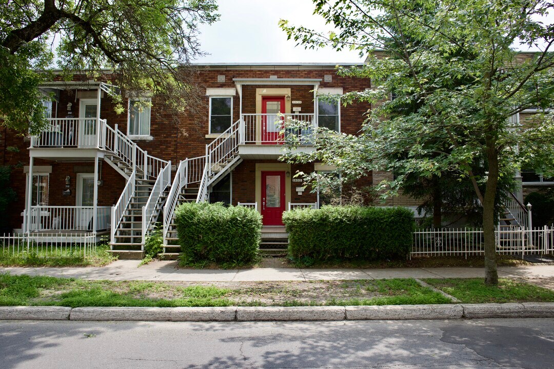 1850 Allard Rue in Montréal, QC - Building Photo