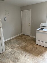 1435 Clark Ave in Winston-Salem, NC - Building Photo - Building Photo
