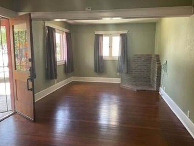 4383 Jurupa Ave in Riverside, CA - Building Photo - Building Photo