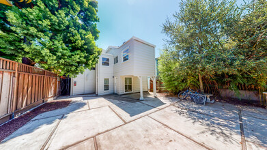 Union Street Apartments in Alameda, CA - Building Photo - Building Photo