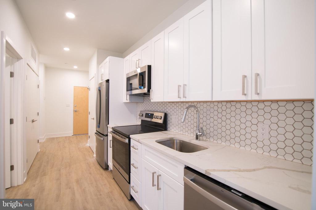 1325 N Lee St in Philadelphia, PA - Building Photo