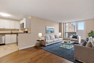 The Woodbine in Ottawa, ON - Building Photo