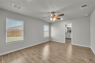 5202 White Rose Dr in Killeen, TX - Building Photo - Building Photo