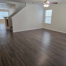 12034 Madison Oak St in Houston, TX - Building Photo - Building Photo