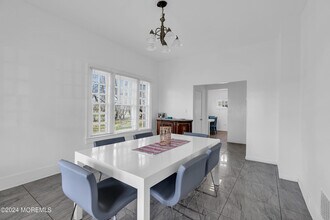 17 Lakeview Rd in Deal, NJ - Building Photo - Building Photo