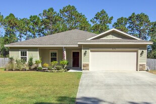 8174 Miranda St in Navarre, FL - Building Photo