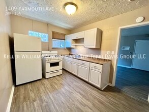 1409 Yarmouth Ave in Cincinnati, OH - Building Photo - Building Photo