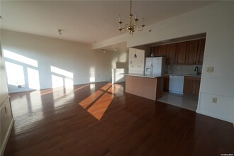 143 Meridian Blvd-Unit -2 in Queens, NY - Building Photo - Building Photo