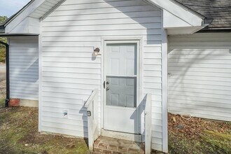 1309 College St in Oxford, NC - Building Photo - Building Photo