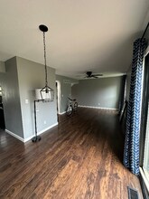 2133 Quail Creek Dr in Lawrence, KS - Foto de edificio - Building Photo