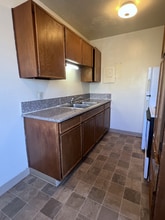 145 NW 16th St in Corvallis, OR - Foto de edificio - Building Photo