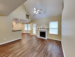 1617 E Blairmont Dr in Lebanon, TN - Building Photo - Building Photo