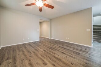 7216 Mulberry Forest St in Las Vegas, NV - Foto de edificio - Building Photo