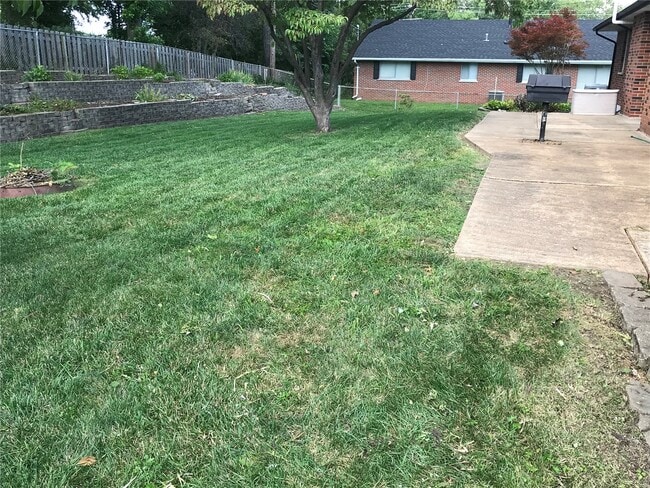 11107 Leisure Ln in St. Louis, MO - Building Photo - Building Photo