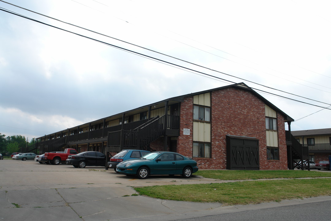 Keeper Apartments in Wichita, KS - Building Photo