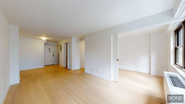 property at 222 E 39th St