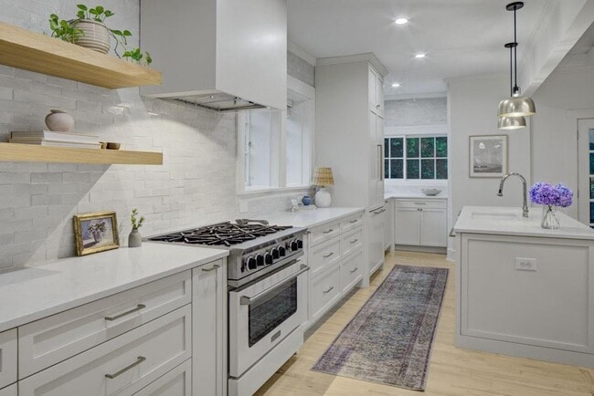 2117 Fairhaven Cir NE in Atlanta, GA - Building Photo - Building Photo