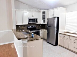 851 NW 99th Ave in Plantation, FL - Building Photo - Building Photo