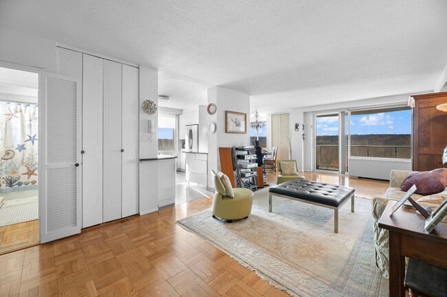 3333 Henry Hudson Pkwy in Bronx, NY - Building Photo - Building Photo