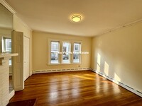 113 Lanark Rd, Unit 1 in Boston, MA - Building Photo - Building Photo