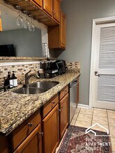 811 S Kedzie Ave, Unit 1 in Chicago, IL - Building Photo - Building Photo