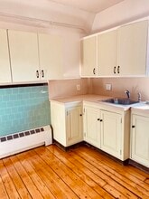 5 Hillside Ave, Unit 4 in Providence, RI - Building Photo - Building Photo