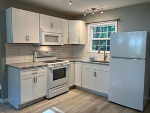 6692 Denver Heights Cir in Denver, NC - Building Photo - Building Photo