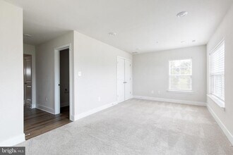 2008 Ivory Brook Rd in Woodlawn, MD - Building Photo - Building Photo