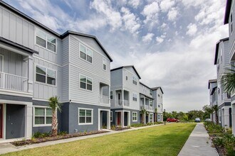 3439 Norman Lewis Aly in Alafaya, FL - Building Photo - Building Photo