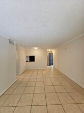 1880 N Congress Ave in West Palm Beach, FL - Building Photo - Building Photo