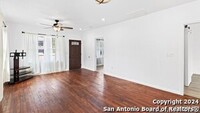 138 Paul St in San Antonio, TX - Building Photo - Building Photo